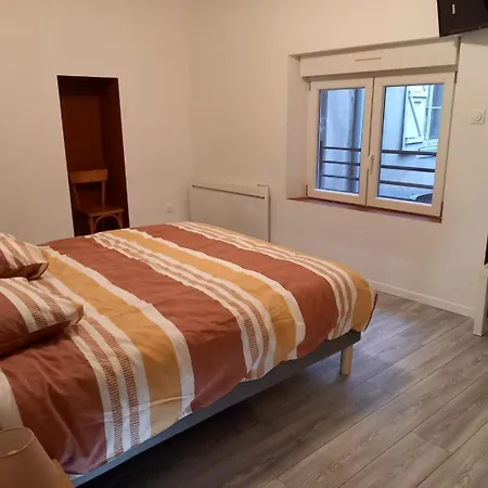 Pàm Duroc Apartment